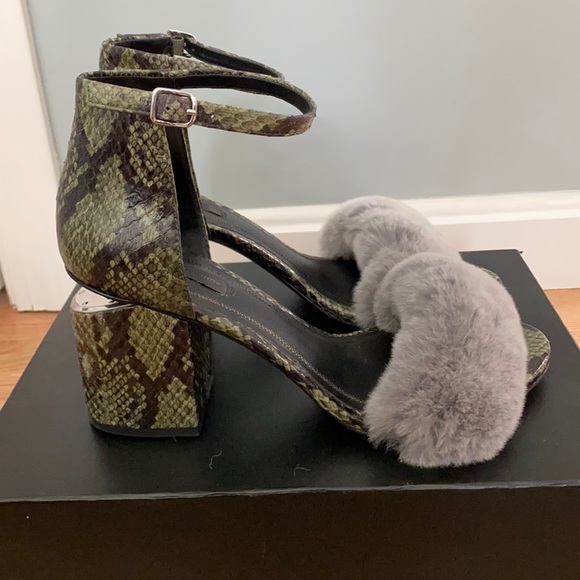 Alexander Wang | Shoes | Alexander Wang Fur Abby Sandal Size